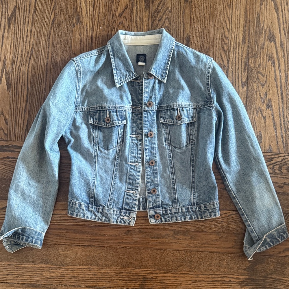 Vintage late 90’s Gap Light Wash Denim Jacket - Blue